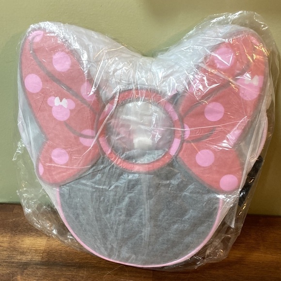 LOUNGEFLY DISNEY MINNIE MOUSE QUILTED BOW CROSSBODY BAG/PURSE - Picture 1 of 7